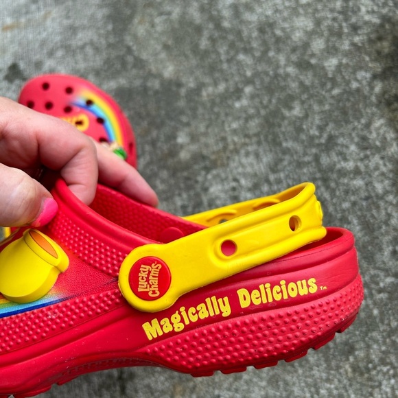 Crocs Lucky Charms collab W8/M6 ADORABLE - Picture 4 of 8